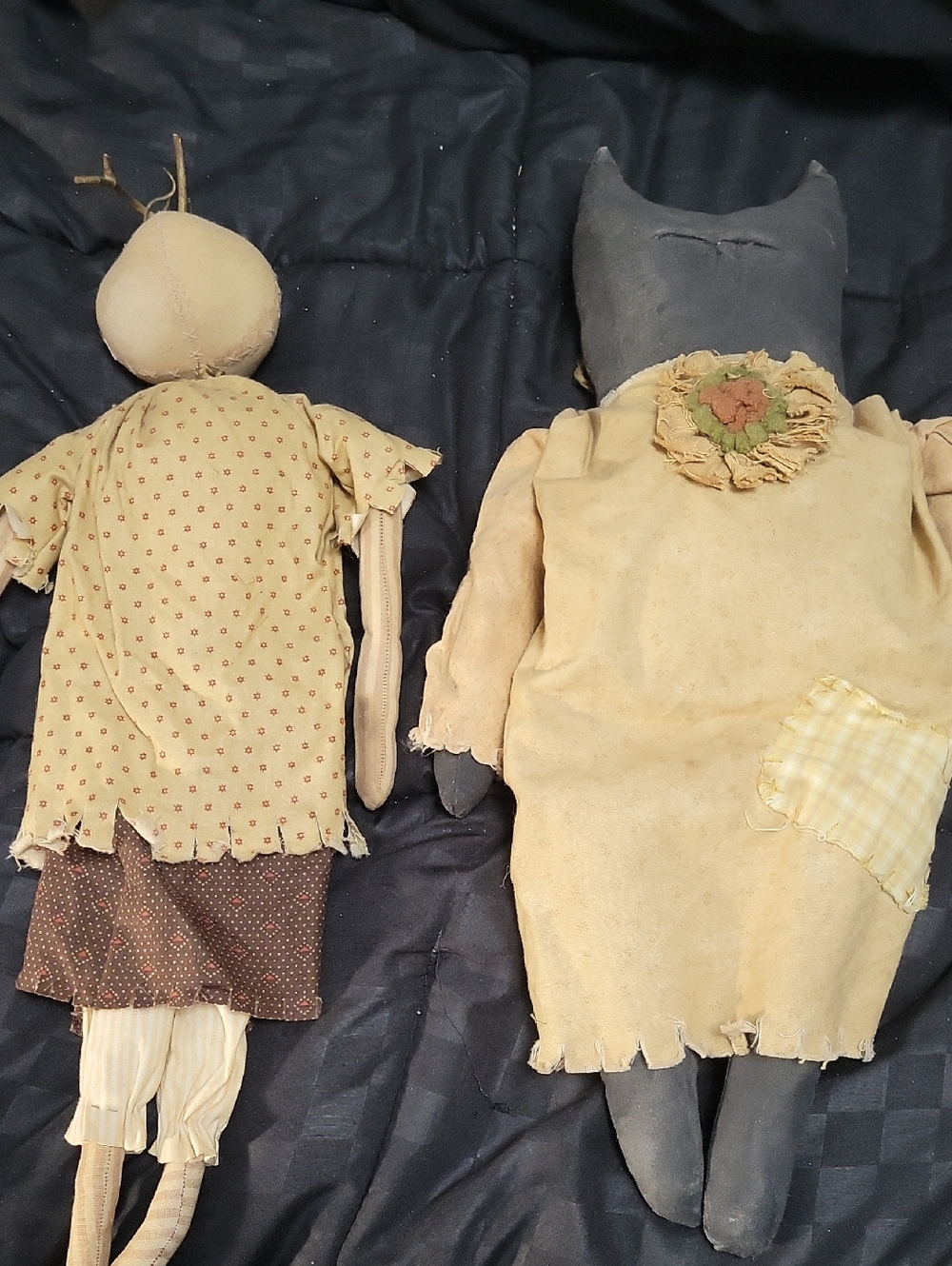 2x Primitive Folk Art Dolls - Newer Replicas